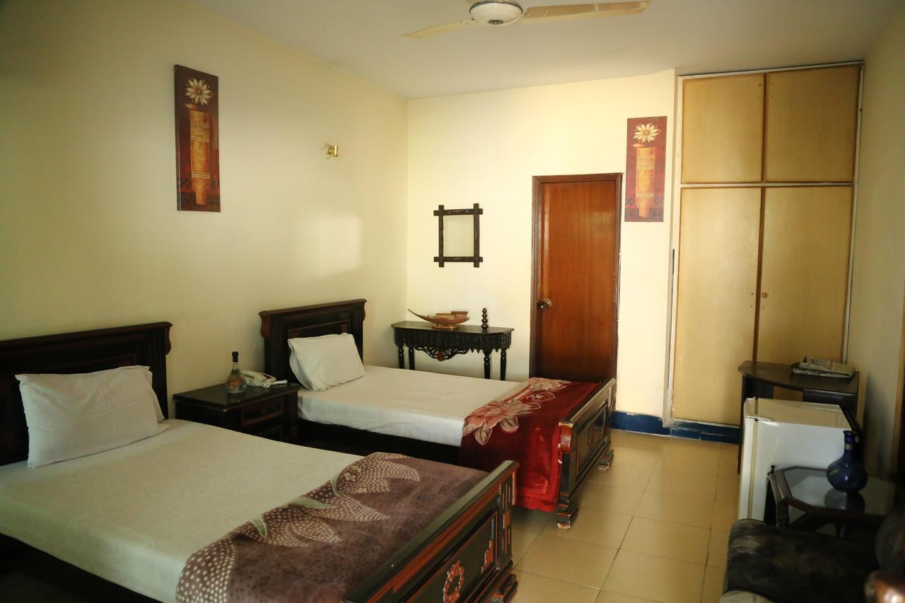 Hotel Sweet Inn Λαχόρη Εξωτερικό φωτογραφία